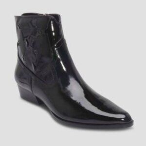 Who What Wear NWOB Black Behati Star Print Pointed Toe Side Zip Booties Size 9